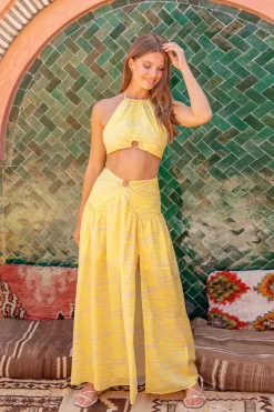 Cropped>Hello Molly Villasi Crop Top Yellow