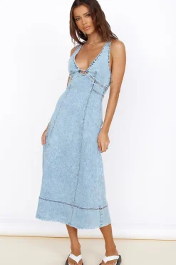 Vacation Dresses|Date Night Dresses>Hello Molly Wanting You Midi Dress Denim